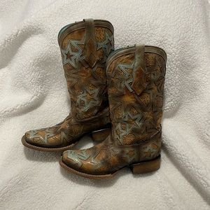 Corral Women’s Cowgirl Boots with Star Inlays